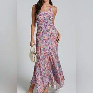 NWT Showpo Valentina lush/purple floral mermaid dress, Size 2